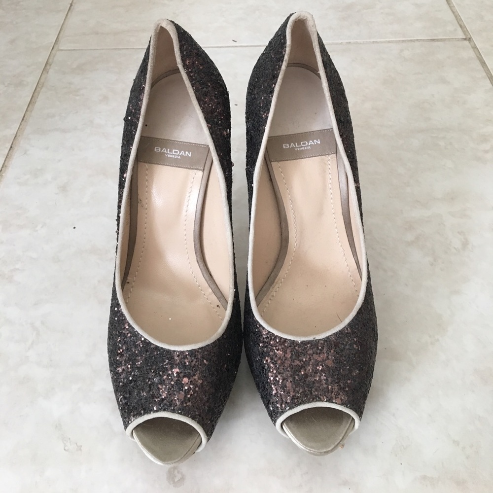 Baldan brown glitter heels